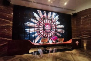 58酒吧招聘文案（探索58酒吧，招募你的独特魅力——加入我们！）